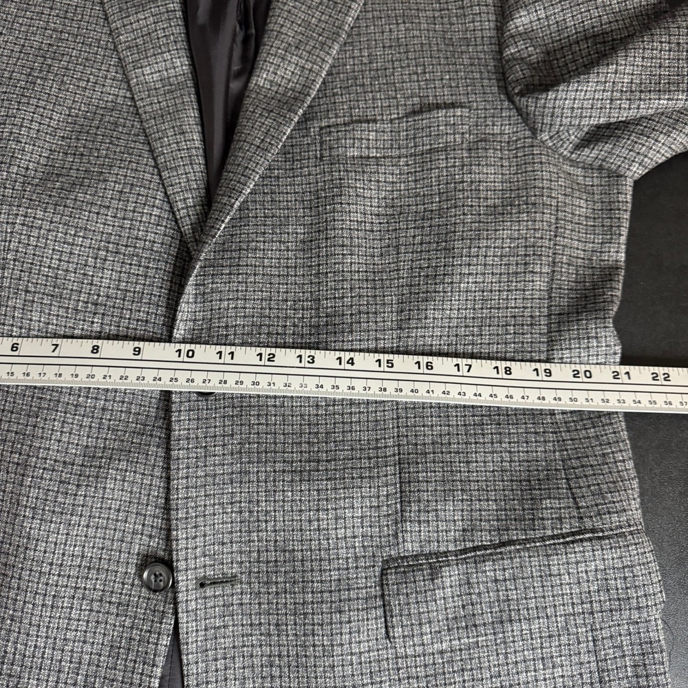 Jos‎ A Bank Signature 43L Gray Plaid 100% Wool Tailored Fit Blazer Coat - Picture 8 of 10